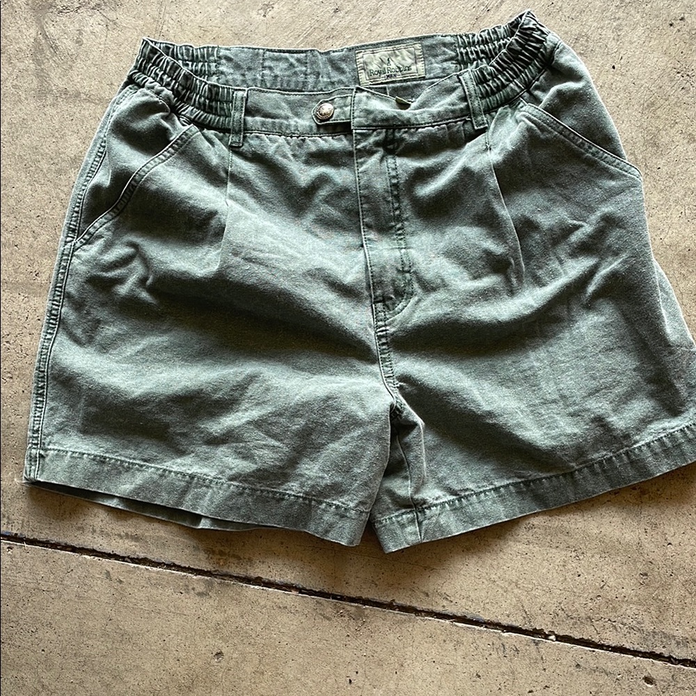 Men’s royal ribbons shorts